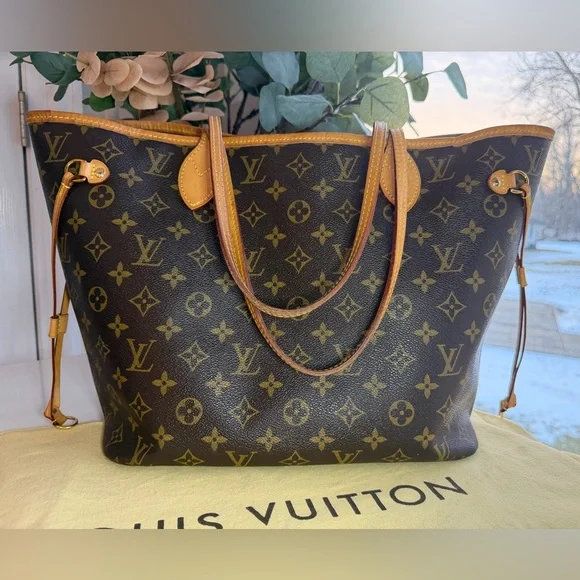 Authentic Louis Vuitton Neverfull MM Monogram Tote 2017 SD0157 - Picture 4 of 13